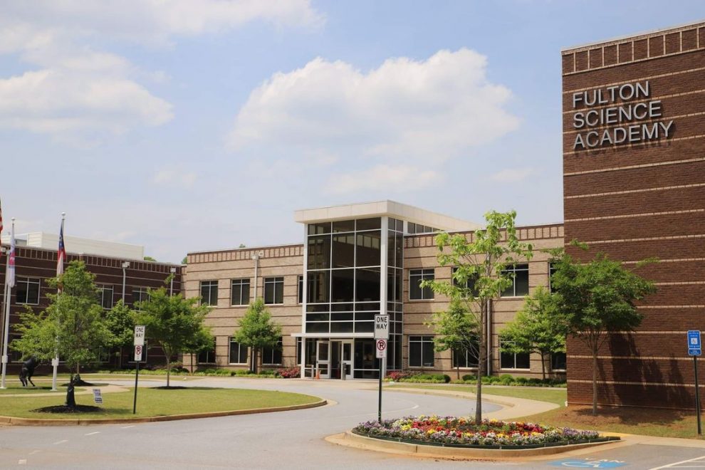 feto-okulunda-okumak-suc-mu